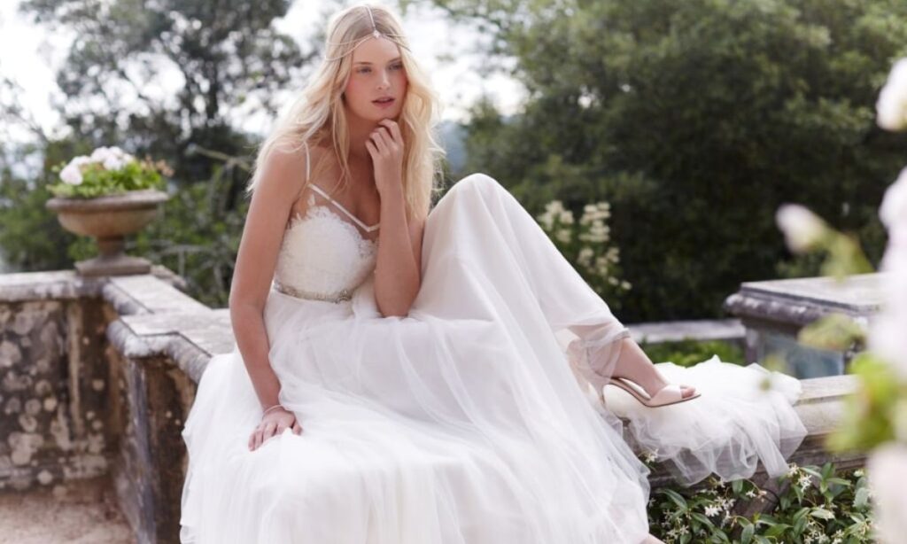 Short Captions for White Dress