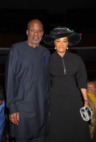 Bishop Noel Jones' Wife