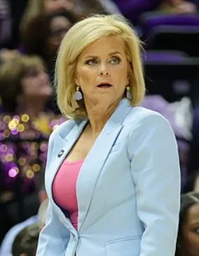 Kim Mulkey Age, Biography, Career, Net Worth, and More (1)